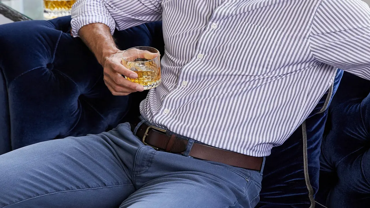 How To Wear Black Shoes With Blue Jeans Expert 8 Tips