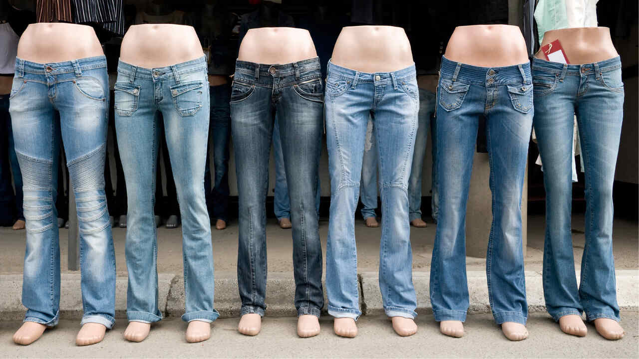 What Are Low-Rise Jeans: Follow This Guideline