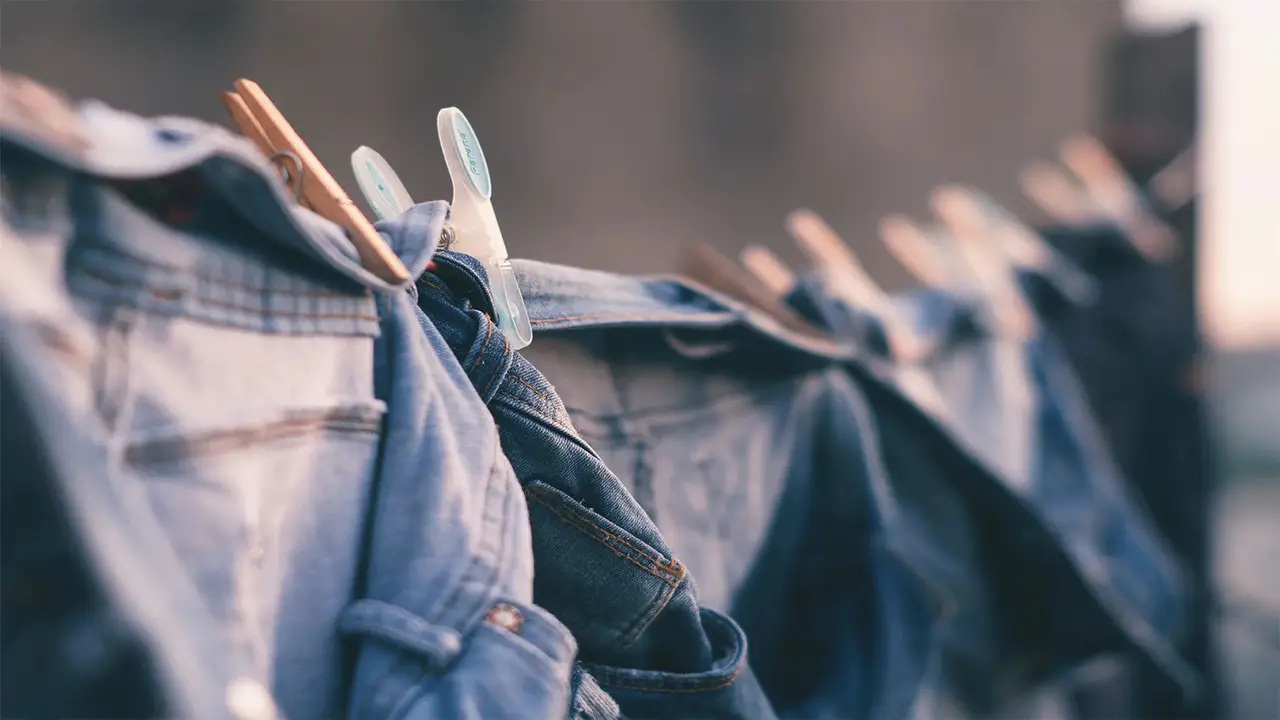 How To Get Dye Smell Out Of Jeans 9 Very Effective Methods
