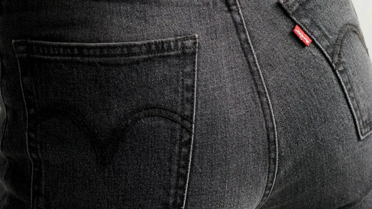 Tips For Maintaining And Caring For Your Black Jeans